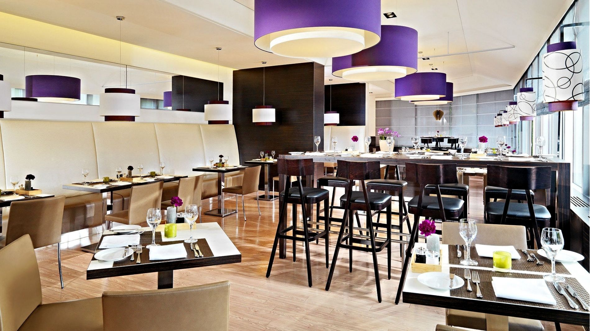 Grill Restaurant München - SixtySix Grill & Dine